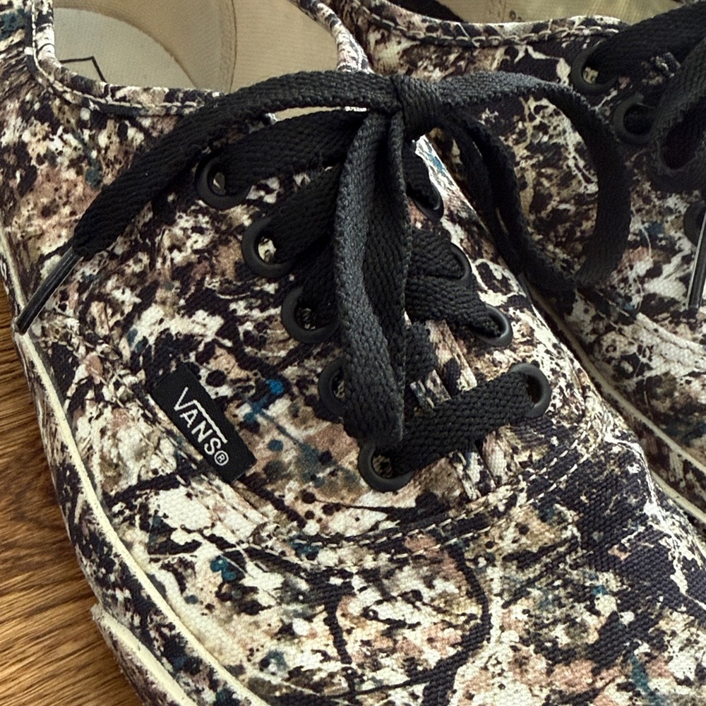 Vans x MoMA Jackson Pollock Collab Sneakers, Camo/Black + White Canvas Sneakers - Picture 3 of 11